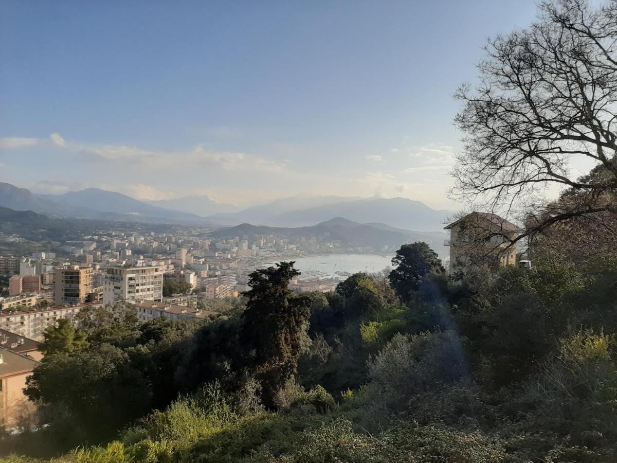 Belvedere D'ajaccio, Entiere Vue Pour 2 A 10 Voyageurs Ajaccio (Corsica)